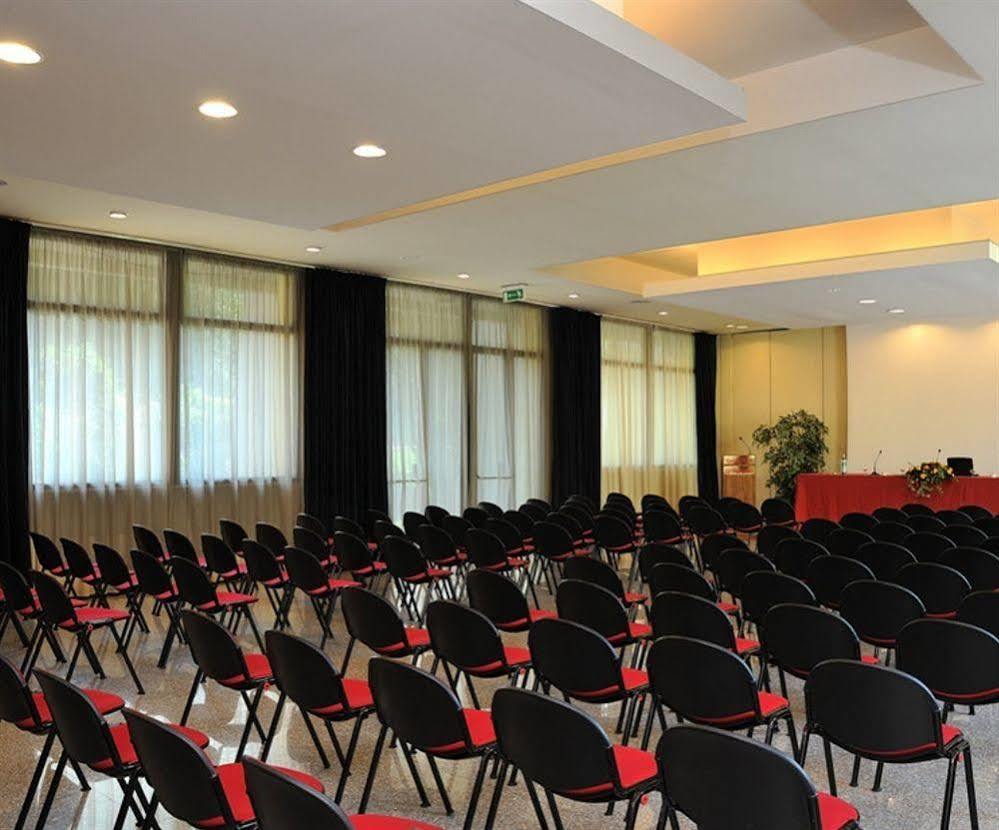 Olimpia Hotel 4*